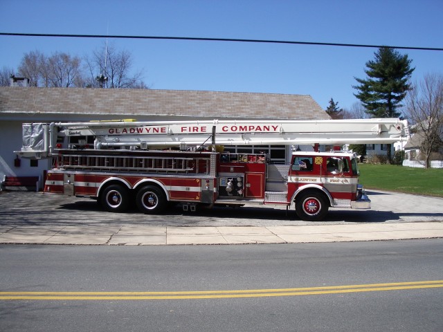 1979 Snorkel / Oshkosh / Pierce Elevated Plateform (Now in service at Stantonsburg-Moyton Fire Company in North Carolina)